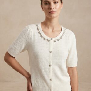 Cardigan Maille Fine – Élégance Raffinée